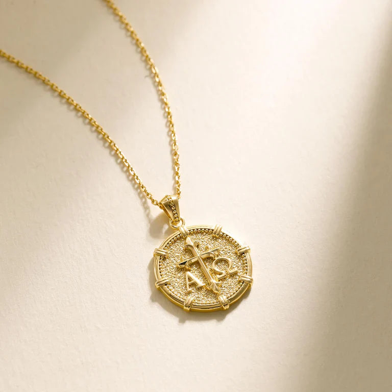 Collier croix médaillon Alpha Omega