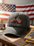 Amerikanische Flaggen gekreuzt 1776-2026 Washed Baseball Cap