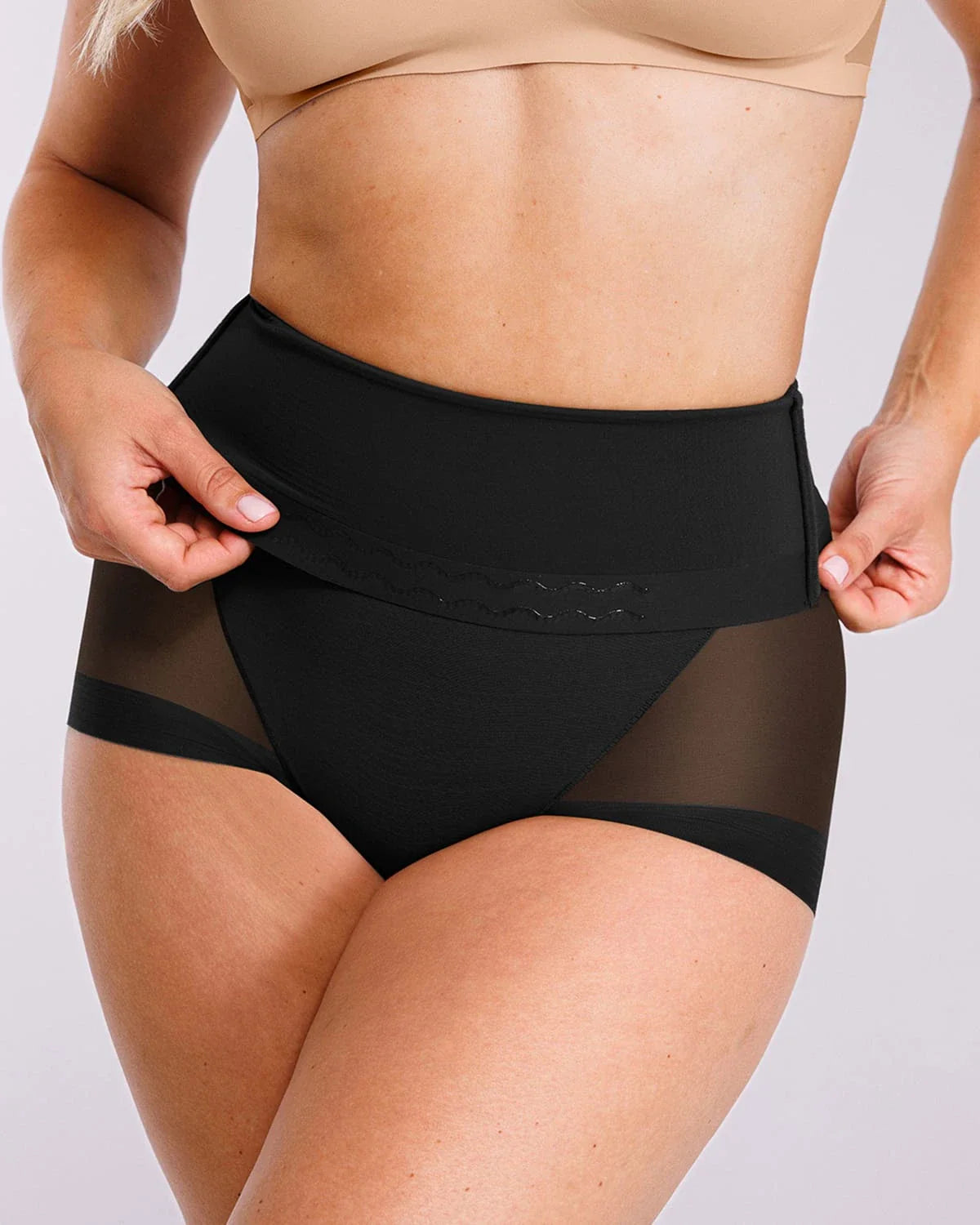 Culotte rehausse-fesses