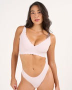 Scalloped Deep V Push-Up Seamless Wireless Jelly Bra