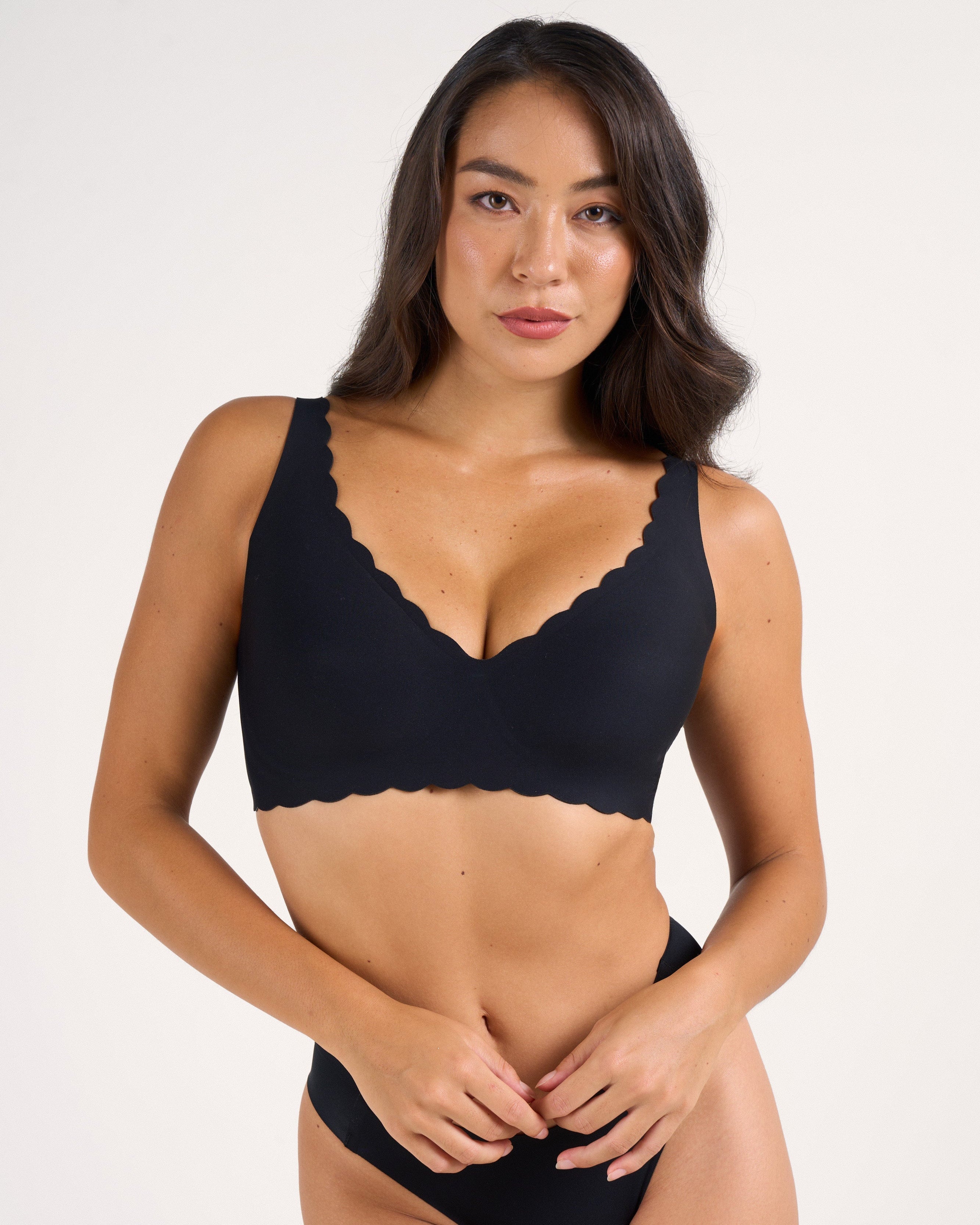 Scalloped Deep V Push-Up Seamless Wireless Jelly Bra