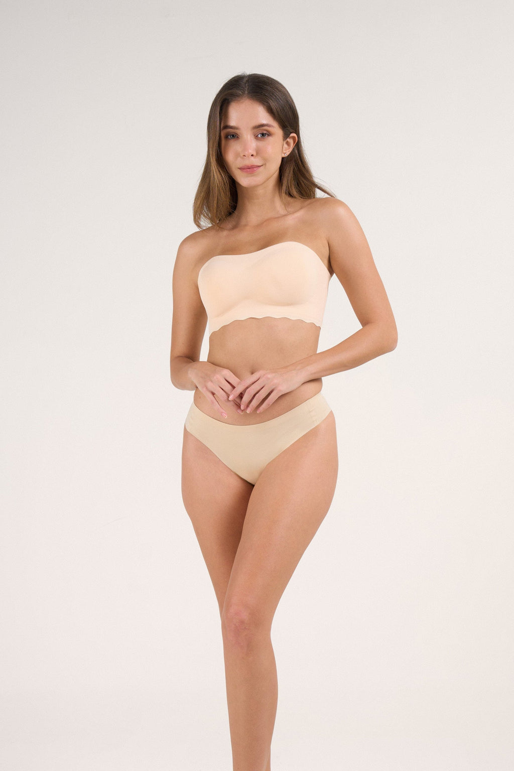 Scalloped Strapless Invisible Push Up Jelly Bra
