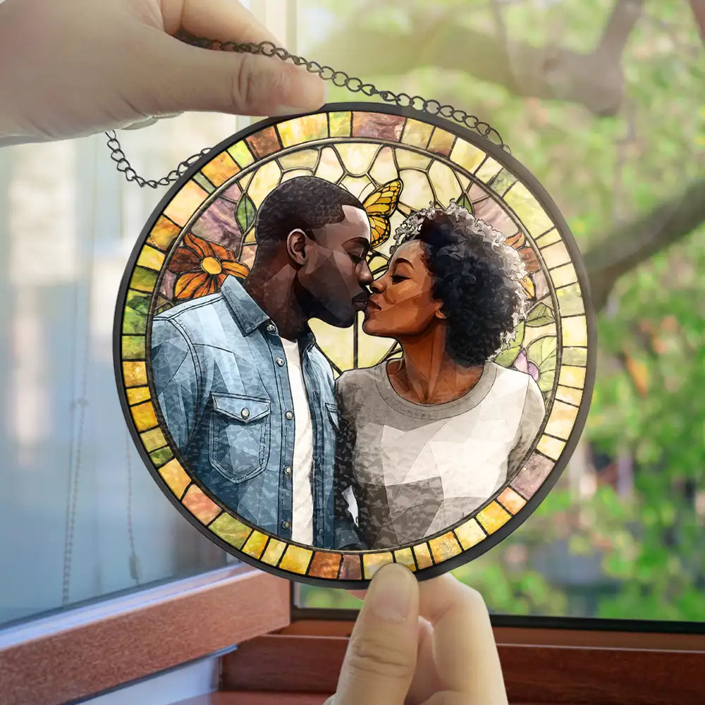 Benutzerdefiniertes Foto Buntglas Porträt Mama Oma Eltern Familie – Personalisierter Buntglas Fensterhänger Sonnenfänger