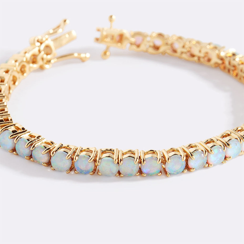 Tennisarmband mit blauem Opal
