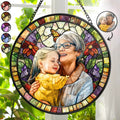Benutzerdefiniertes Foto Buntglas Porträt Mama Oma Eltern Familie – Personalisierter Buntglas Fensterhänger Sonnenfänger