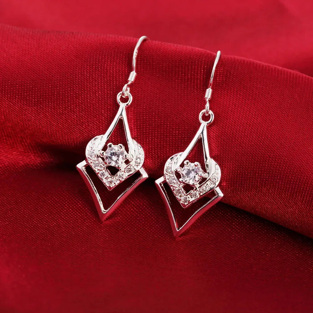 Boucles d'oreilles en topaze blanche et argent sterling