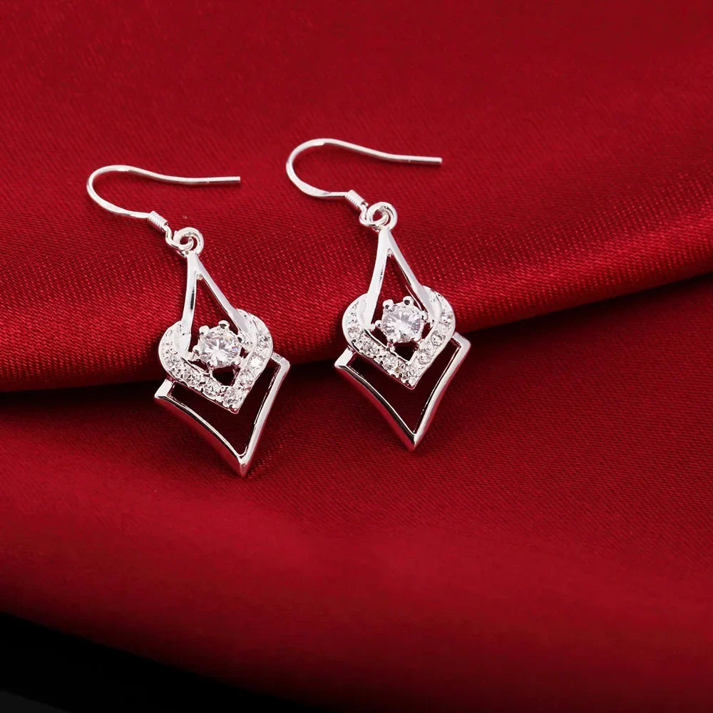 Boucles d'oreilles en topaze blanche et argent sterling