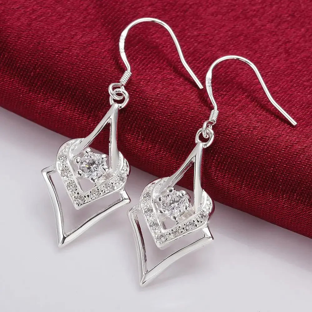 Boucles d'oreilles en topaze blanche et argent sterling