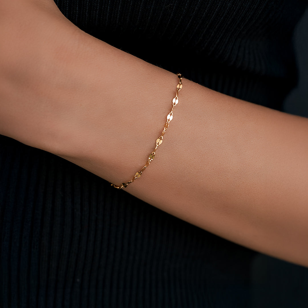 Blütenarmband