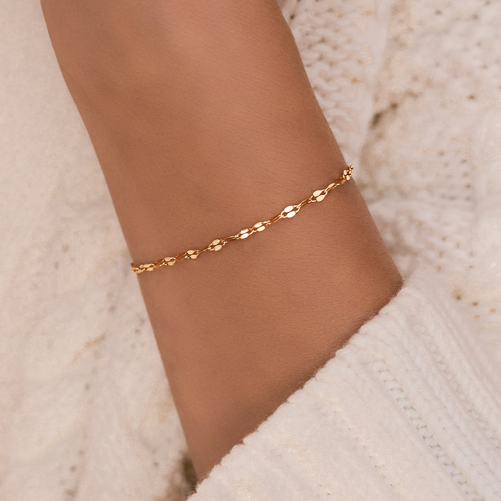Blütenarmband