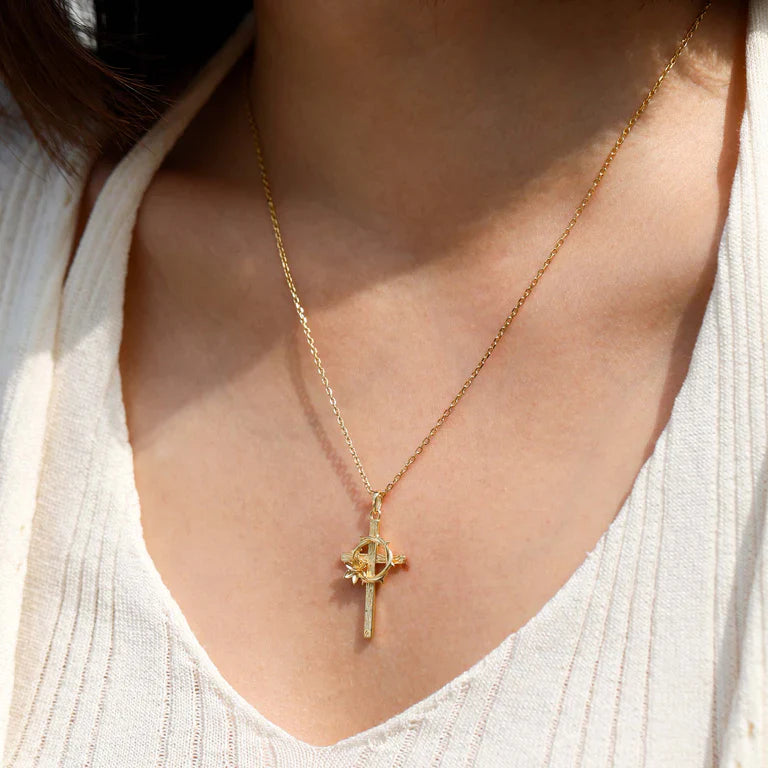 Collier pendentif Croix Lys Couronne d'épines
