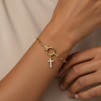 Minzfarbenes Büroklammer-Armband mit Pavé-Kreuz-Anhänger