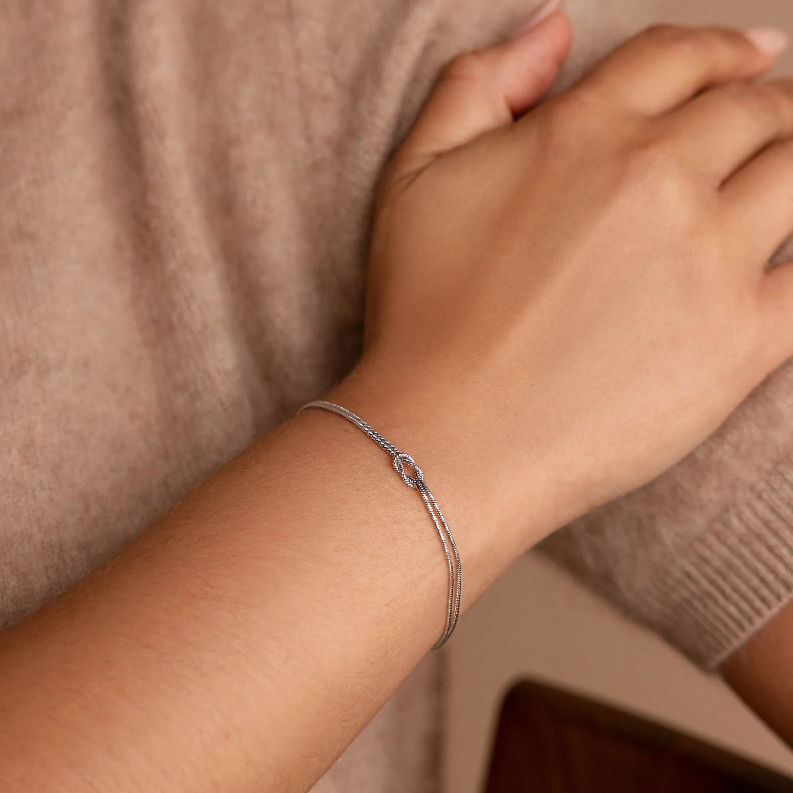 Armband Ewiger Knoten