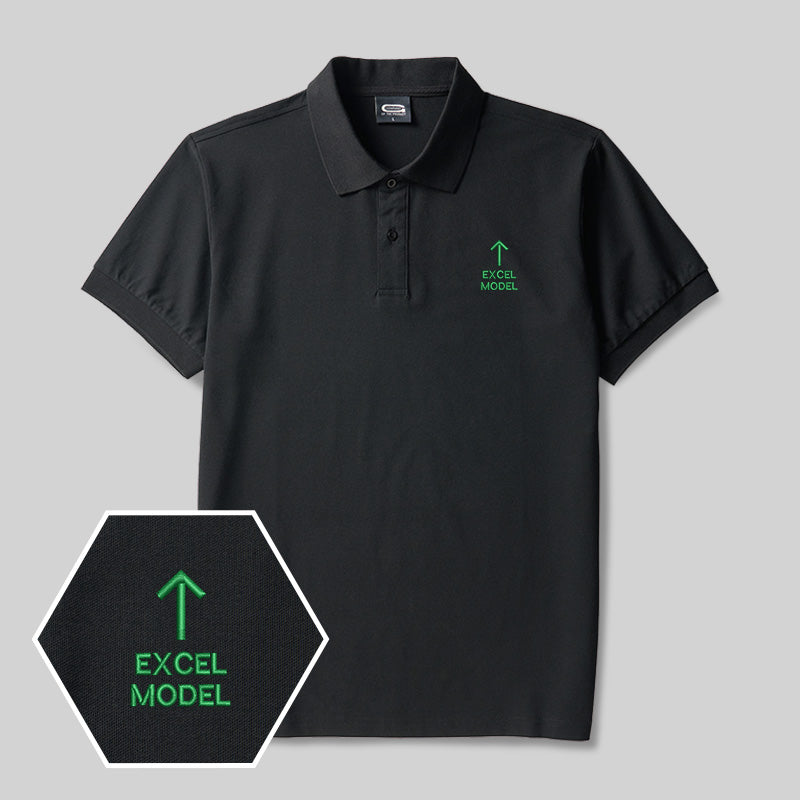 Polo brodé "Excel Model Geek"