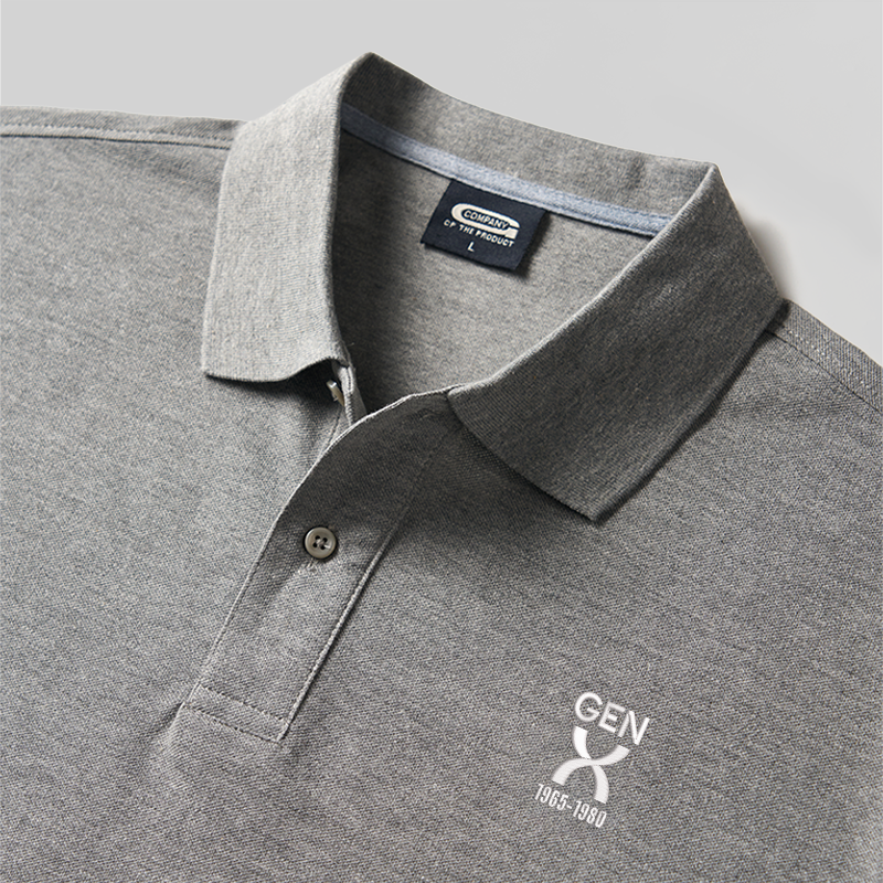 Besticktes Polo-Shirt „Generations-Ära Geek“