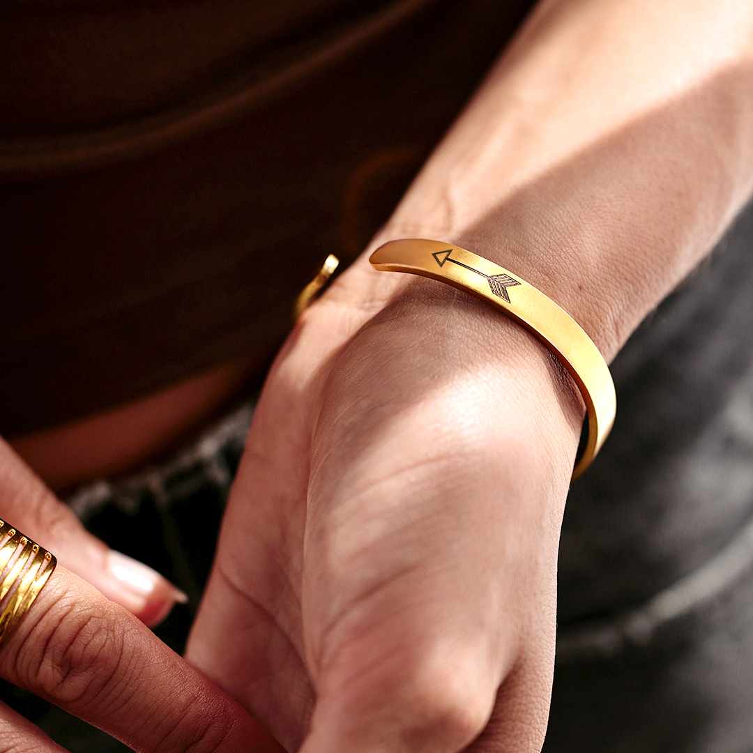 Schönes Mädchen, du schaffst schwere Dinge Manschettenarmband